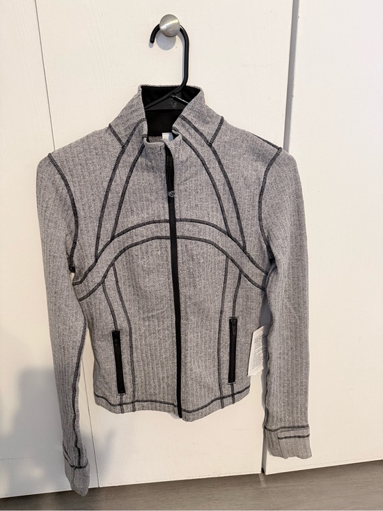 lululemon athletica Jackets & Blazers - lululemon athletica Gray Ribbed Zip-Up Bomber Jacket